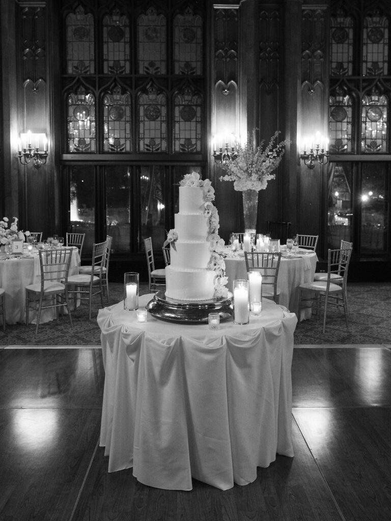 wedding dance reception at university club of chicago wedding photos on film