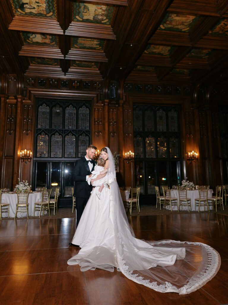 wedding dance reception at university club of chicago wedding photos on film