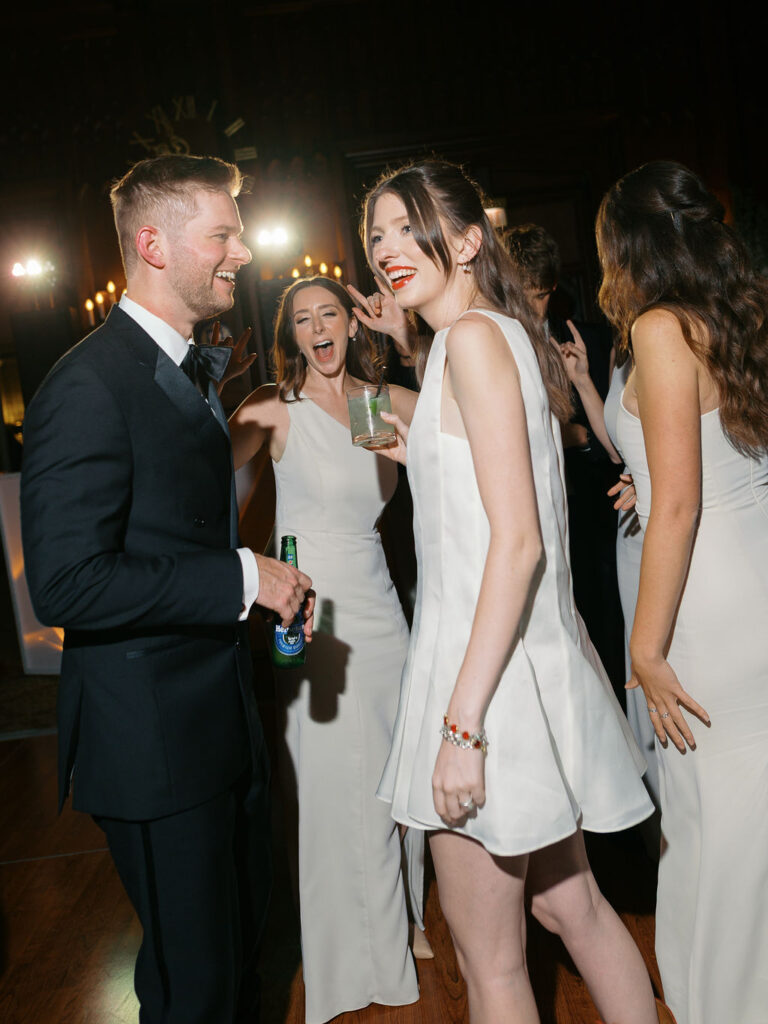 wedding dance reception at university club of chicago wedding photos